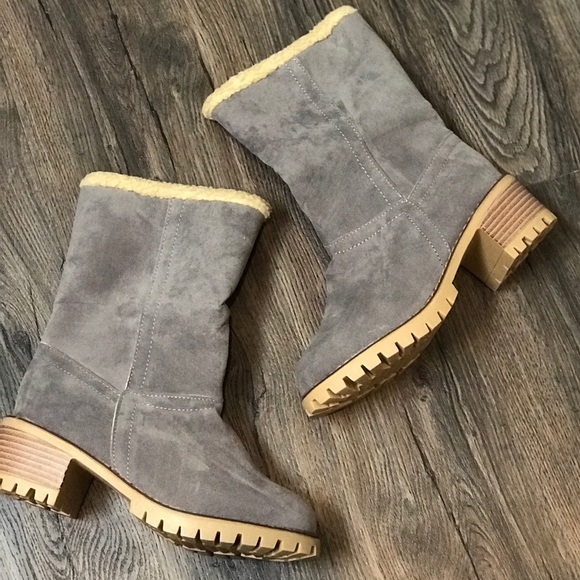 noracora booties